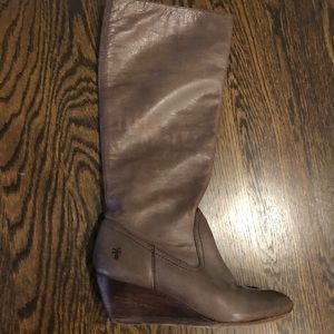 Frye Missy wedge tall boots 7.5 taupe